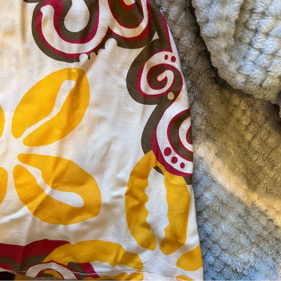 Manuhealii Womens dress - Picture 3 of 8